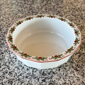 Elegant Norwegian Holiday Serveware Bowl with Red and Green Design